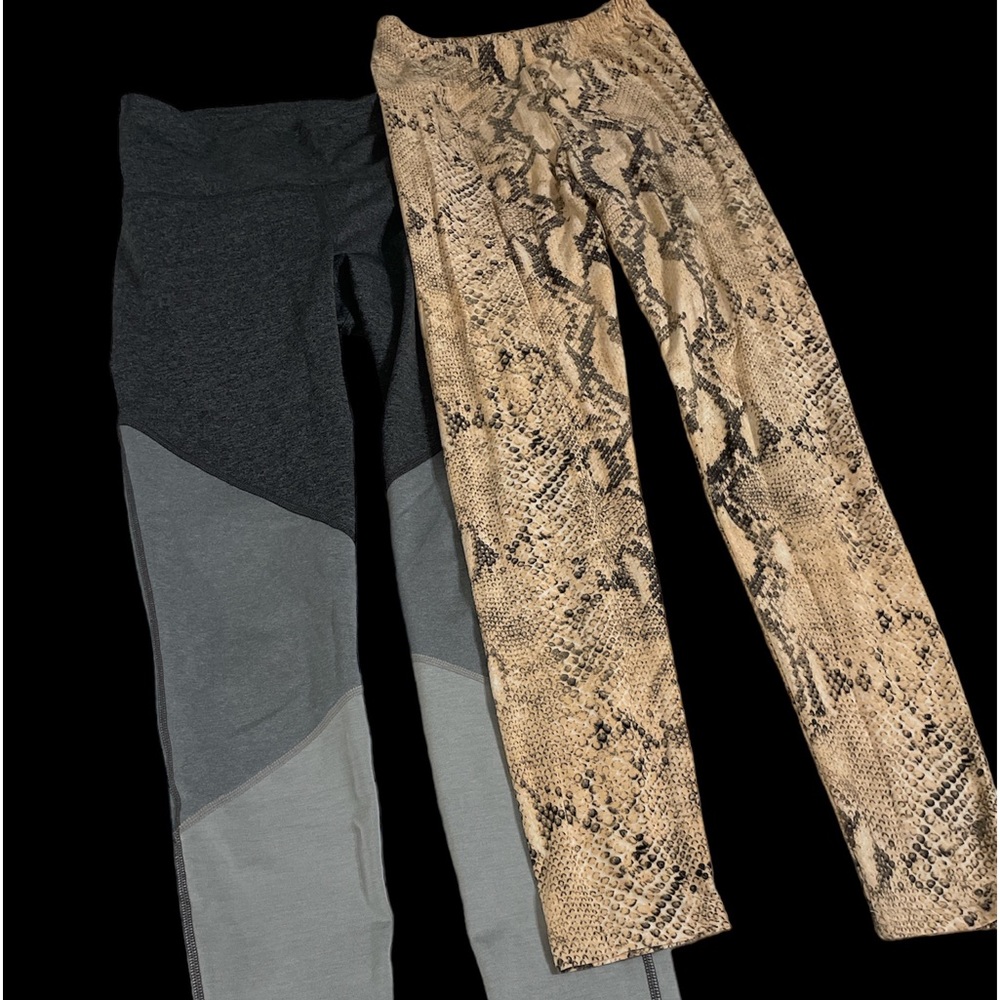 Leggings lot soft brushed snakeskin & old navy grey color blocked S